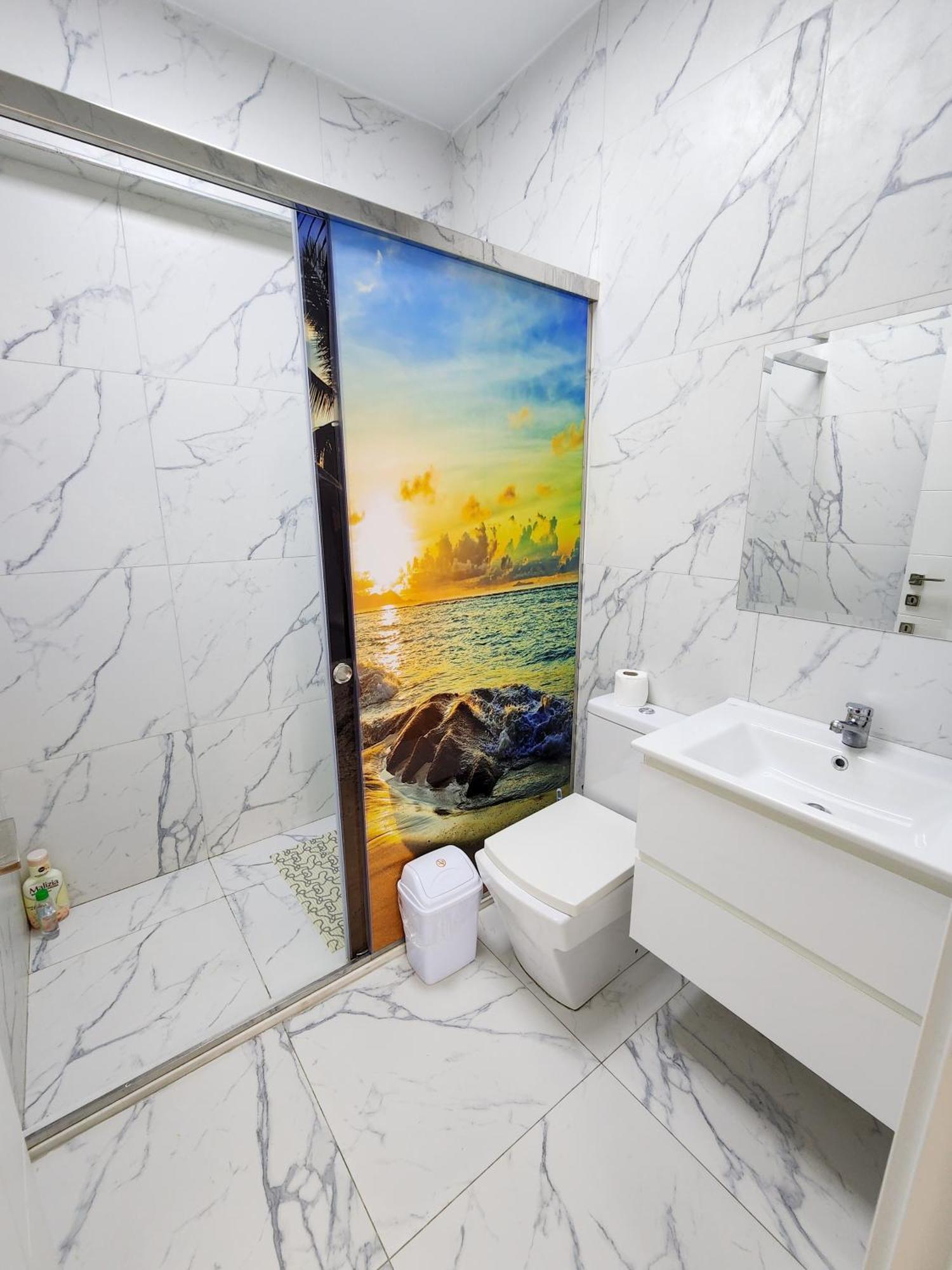2E Apartment Myslym Shyri ティラナ エクステリア 写真